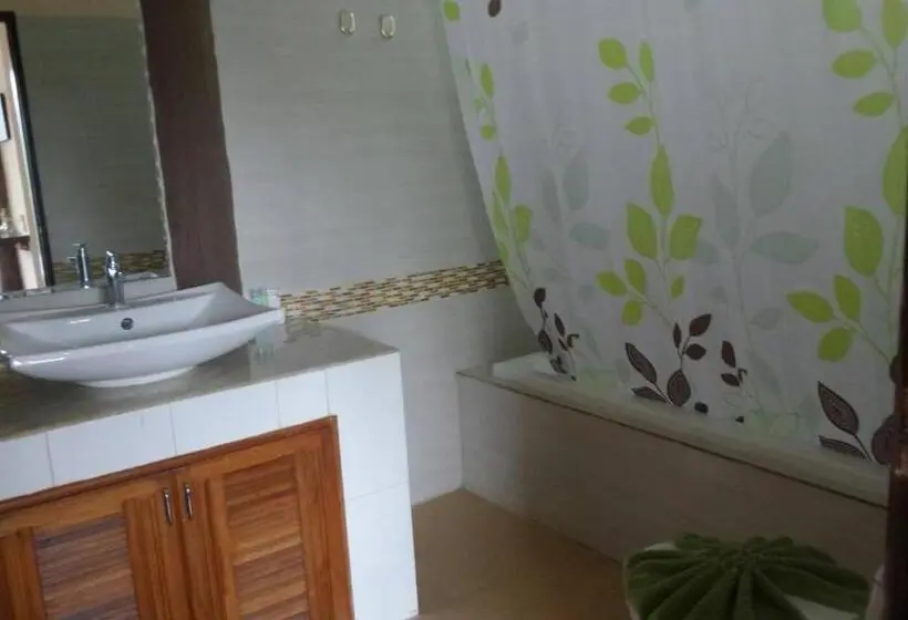 バルコニー付きデラックスルーム, Rao Ga Khao Resort