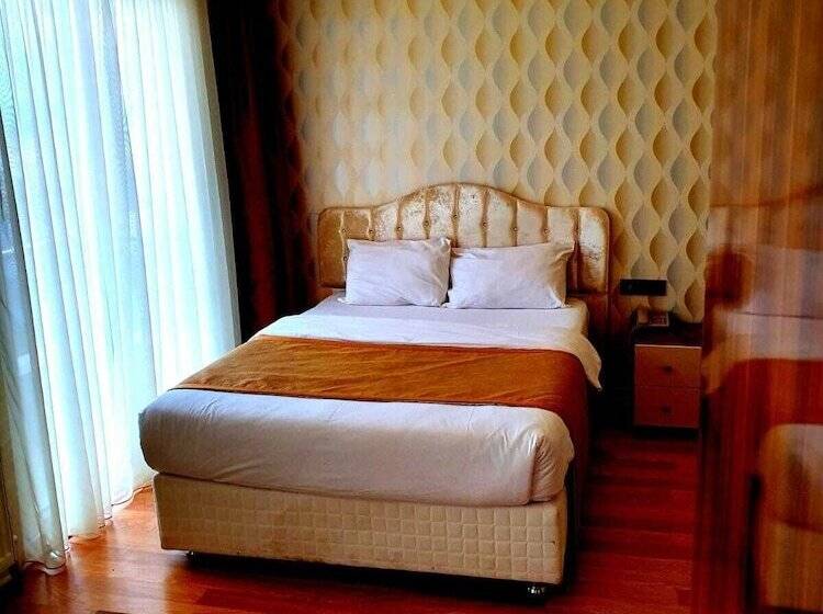 スタンダードトリプルルーム, Safran City Hotel&spa Cafe&bar