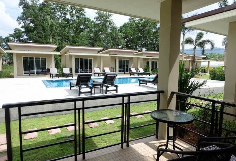 اتاق لوکس, The Oasis Khaolak Resort Sha Plus