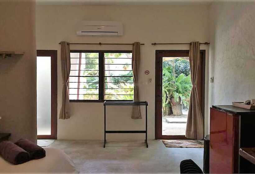 غرفة قياسية, Fern House Retreat