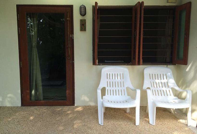 اتاق استاندارد, Fern House Retreat