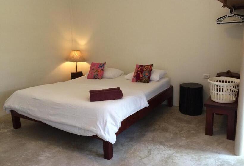 غرفة قياسية, Fern House Retreat