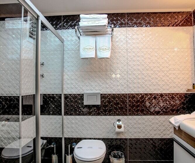 חדר דלוקס, Grand Akçalı Otel