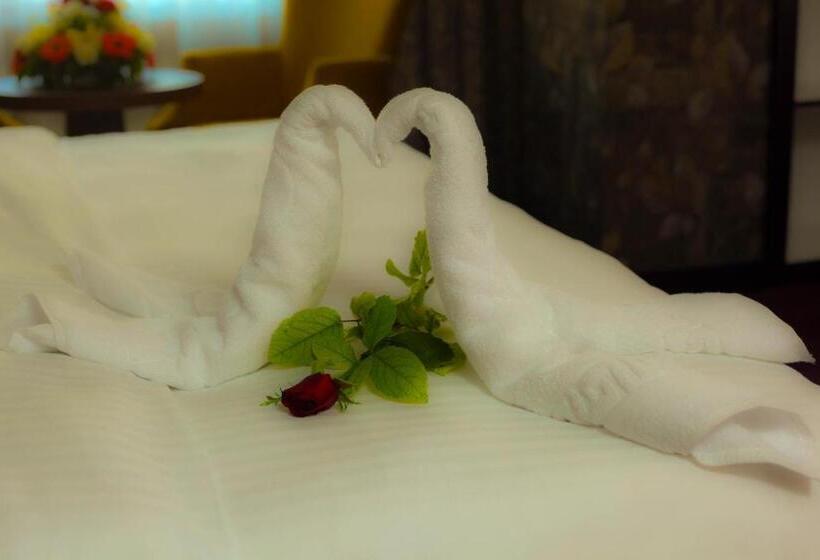 Номер Стандарт Трехместный, Grand Akçalı Otel
