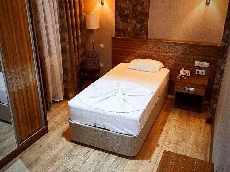 חדר סטנדרט יחיד, Grand Akçalı Otel