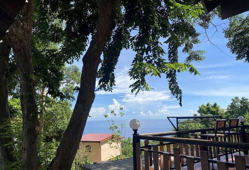 בקתה סטנדרטית עם נוף לים, Majestic Sea View Resort