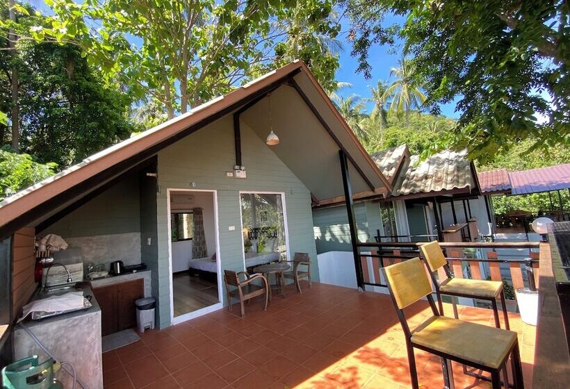 בקתה סטנדרטית עם נוף לים, Majestic Sea View Resort