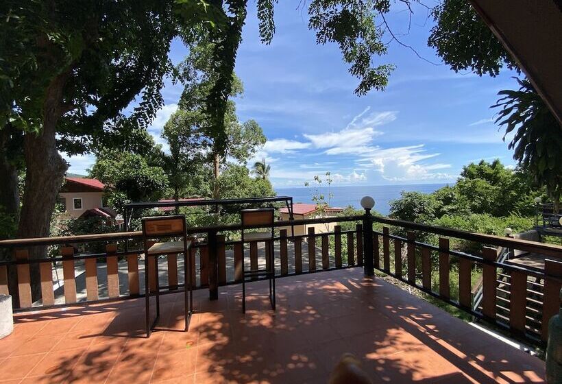 בקתה סטנדרטית עם נוף לים, Majestic Sea View Resort