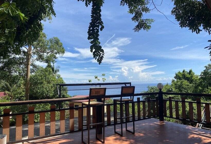 בקתה סטנדרטית עם נוף לים, Majestic Sea View Resort