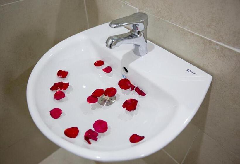 اتاق استاندارد, Golden Bee Homestay