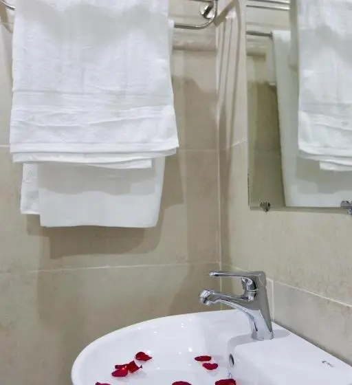 اتاق استاندارد, Golden Bee Homestay