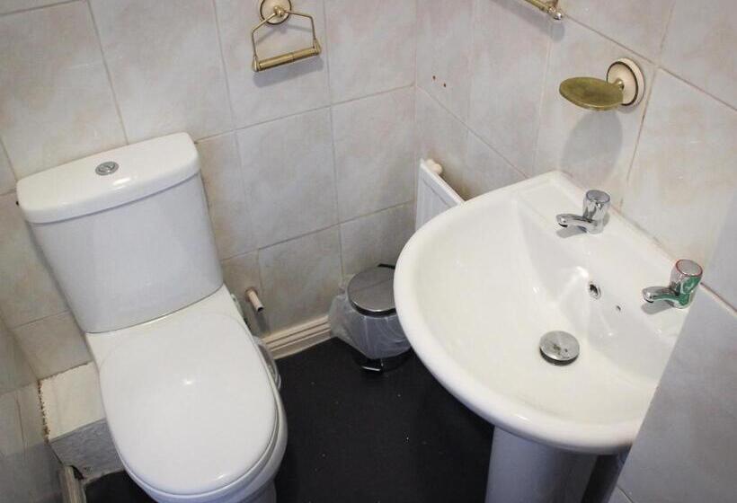 חדר סטנדרט לשלושה, Mary House 46