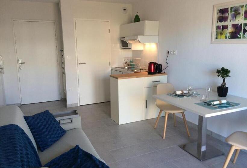 Апартаменты 1 Спальня, Résidence Estérazur