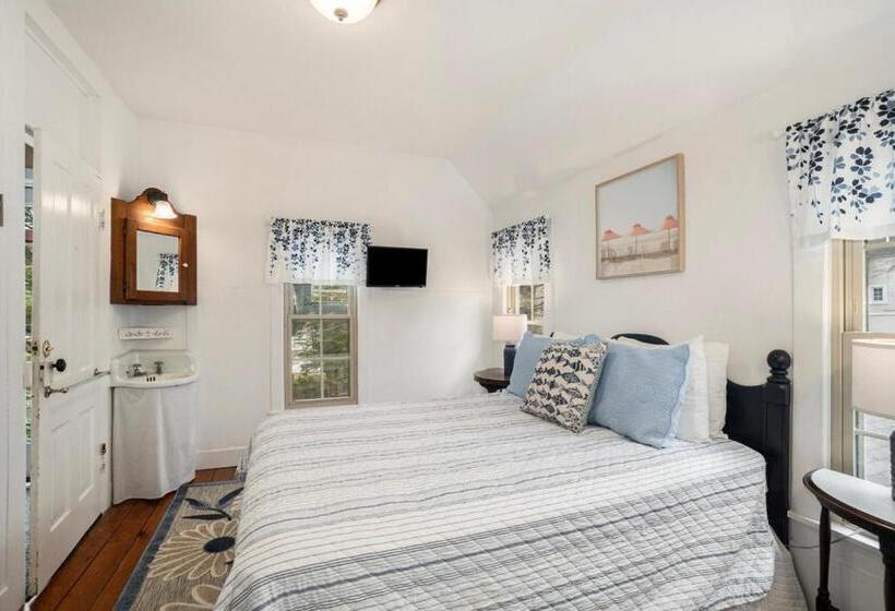 غرفة قياسية مطلّة علي الحديقة, Waters View Inn