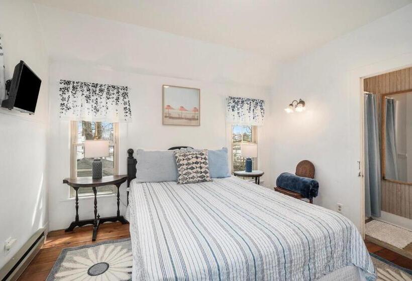 غرفة قياسية مطلّة علي الحديقة, Waters View Inn