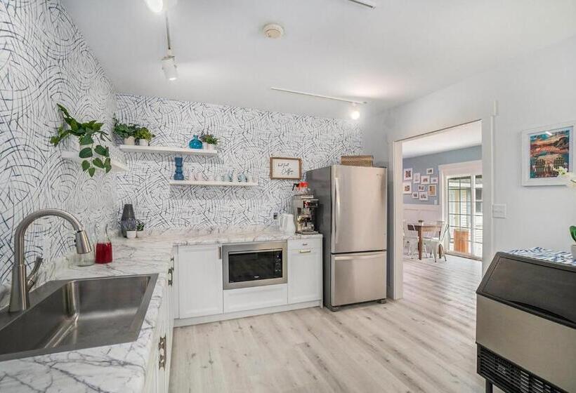 غرفة قياسية مطلّة علي الحديقة, Waters View Inn