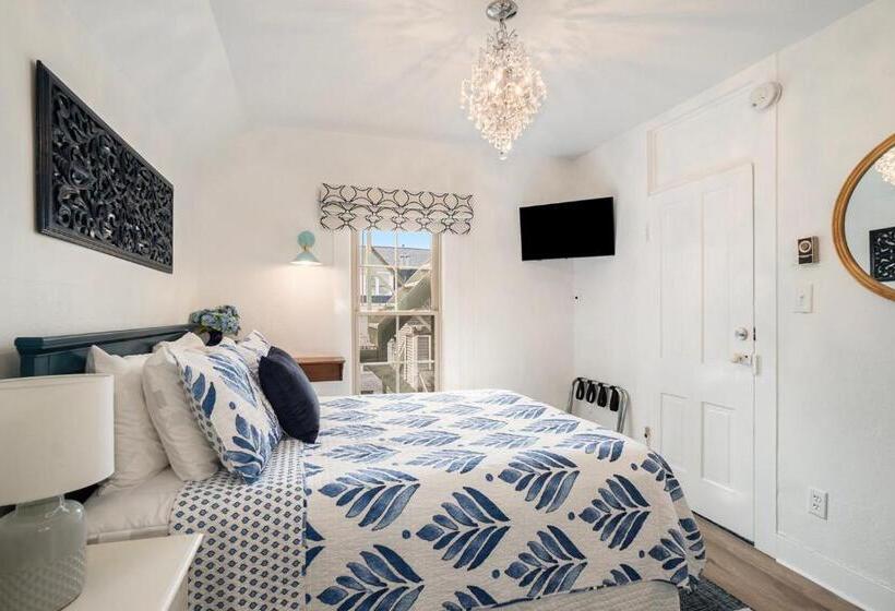 غرفة قياسية, Waters View Inn