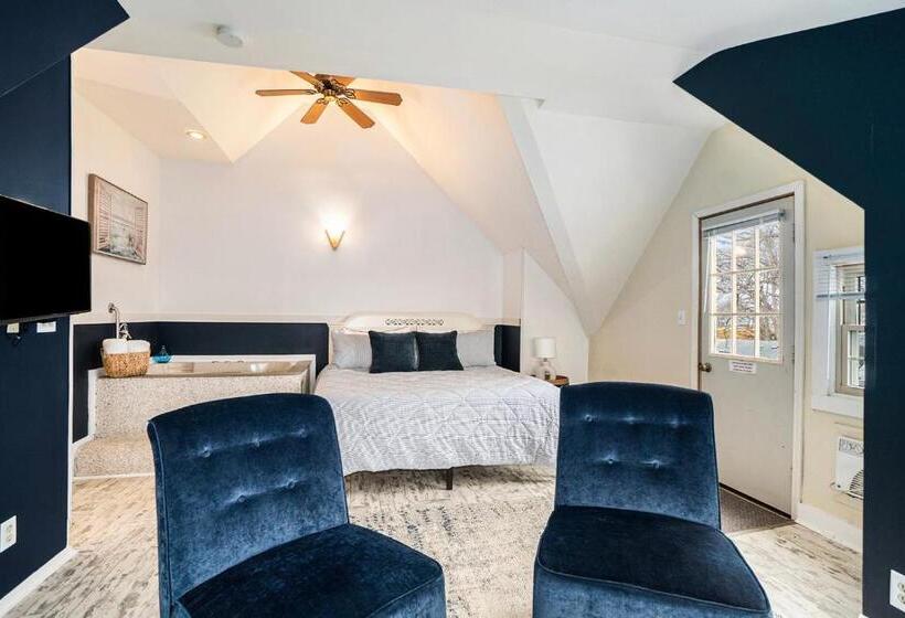 جناح سرير كينج, Waters View Inn