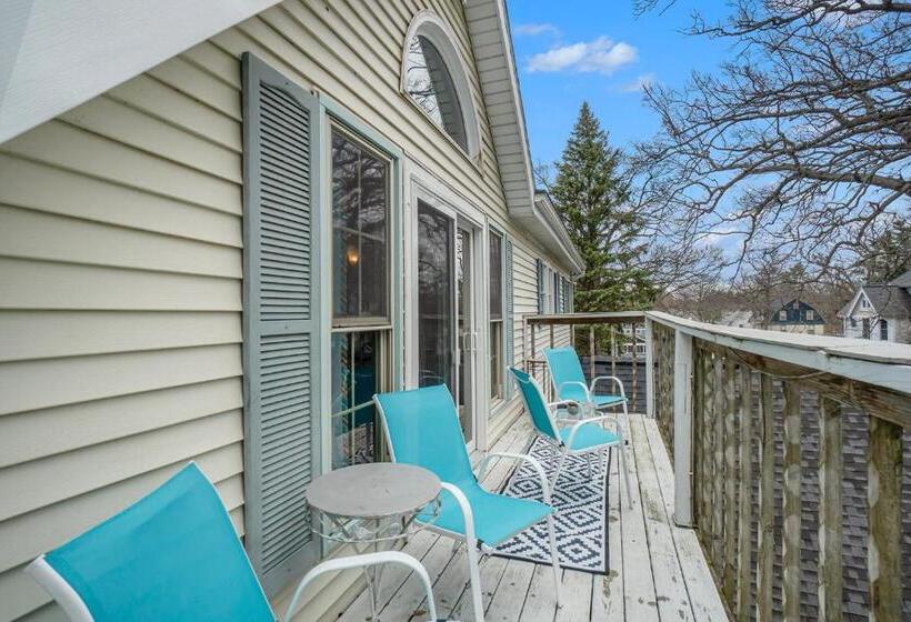 جناح ديلوكس, Waters View Inn