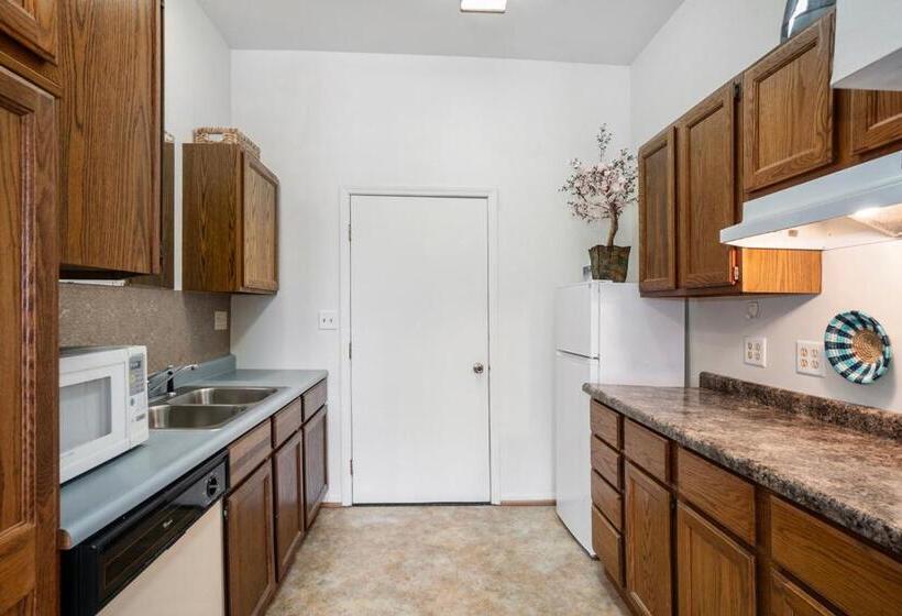 جناح ديلوكس, Waters View Inn