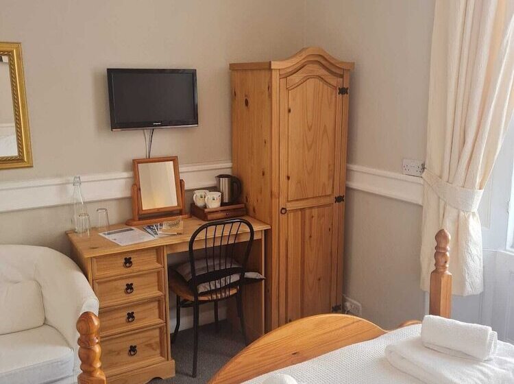 Camera Standard, Heathcliff House B&b Exclusively For Adults Free Large Carpark