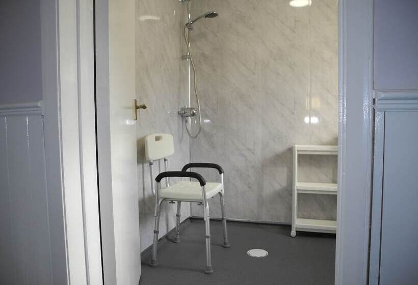 Camera Superiore, Heathcliff House B&b Exclusively For Adults Free Large Carpark