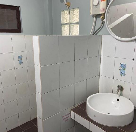 スタンダードルーム, Seashell Resort Hostel Koh Tao