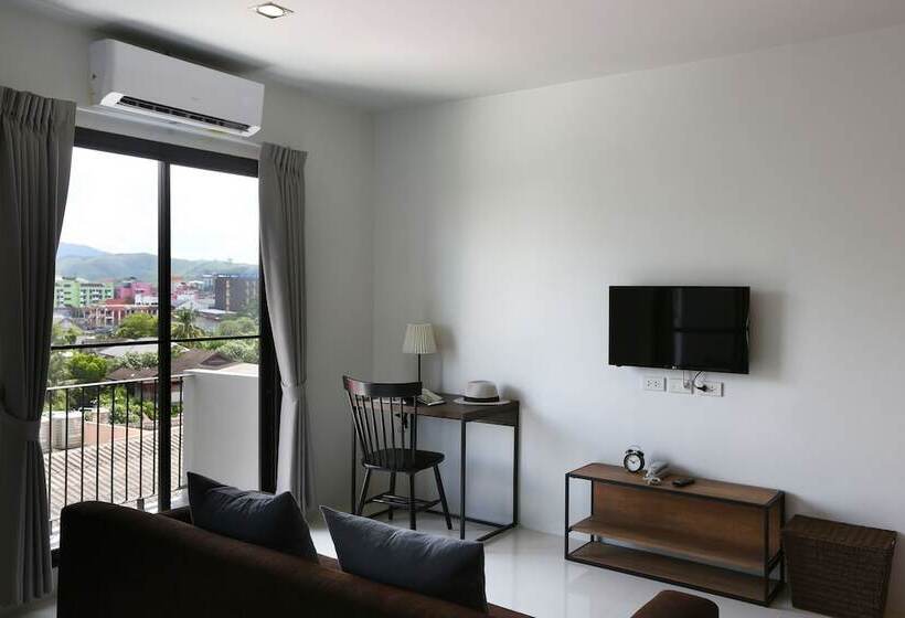家庭间, Sukh Serviced Apartment