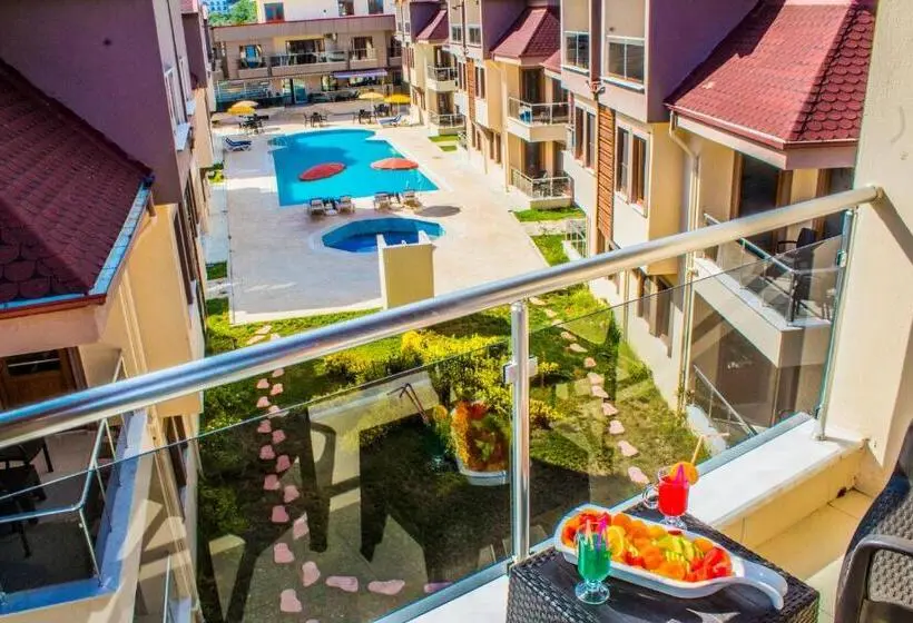 استودیو استاندارد با چشم‌انداز استخر, Form Thermal Hotel & Spa Kazdağları