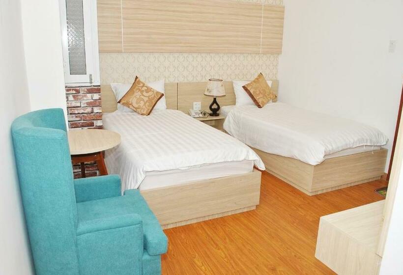 اتاق استاندارد, Phi Long