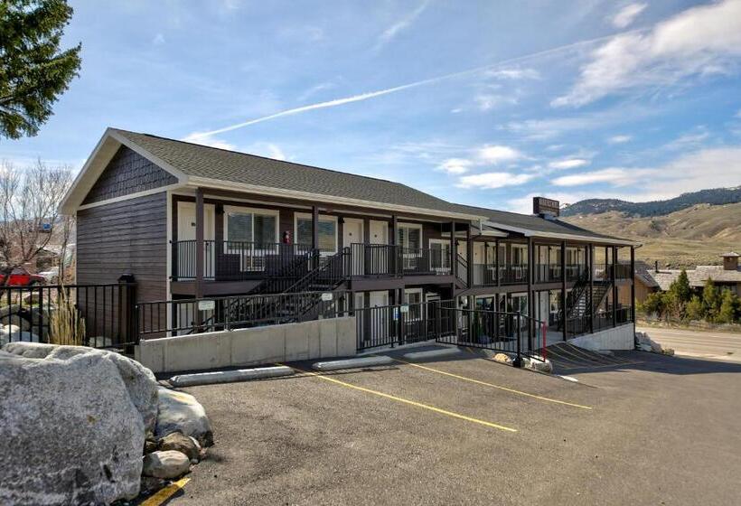 اتاق استاندارد, Roosevelt Hotel Yellowstone