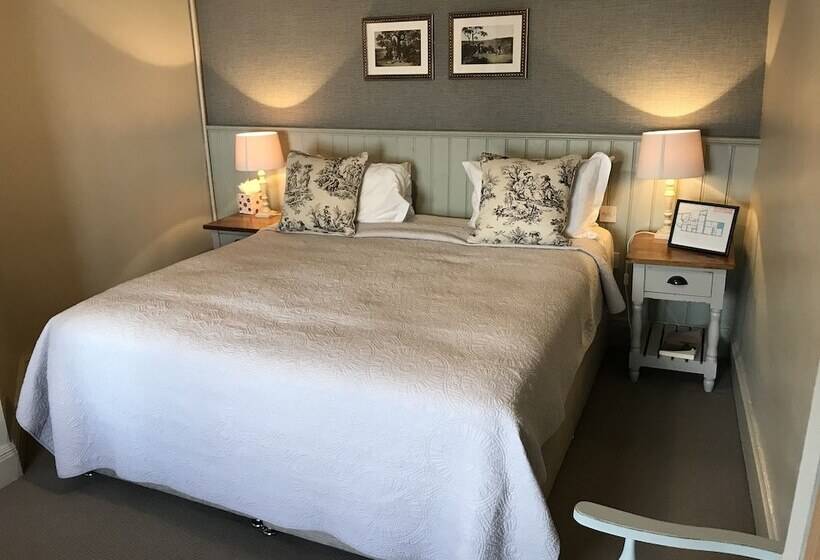 スーペリアールーム, Higher Buck Inn