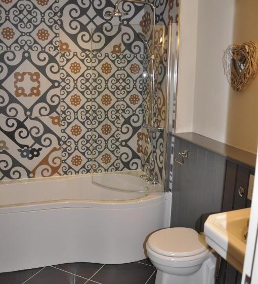 スタンダードルーム, Higher Buck Inn