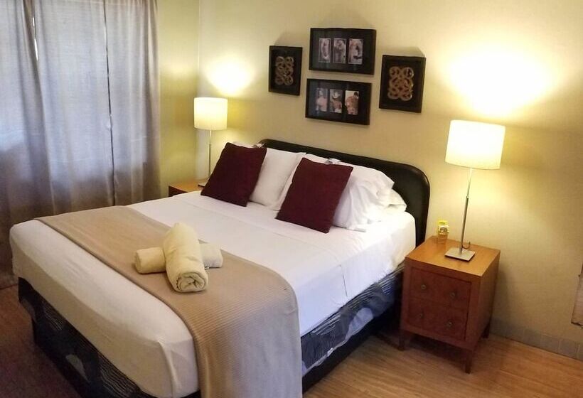 套房带泳池景, Inn Leather Guest House Gay Male Only