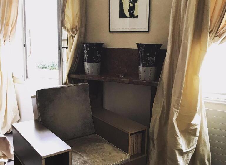 豪华套房, Hôtel Particulier Le 28