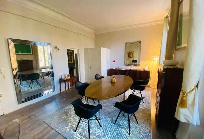 スイート（家族用）, Hôtel Particulier Le 28