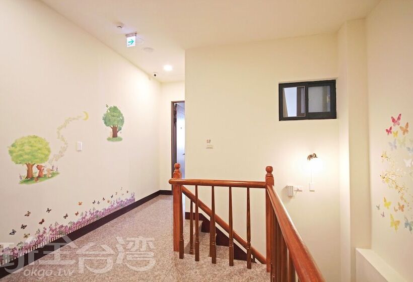 四人豪华间, Sun Moon Lake Friday Inn Backpacking