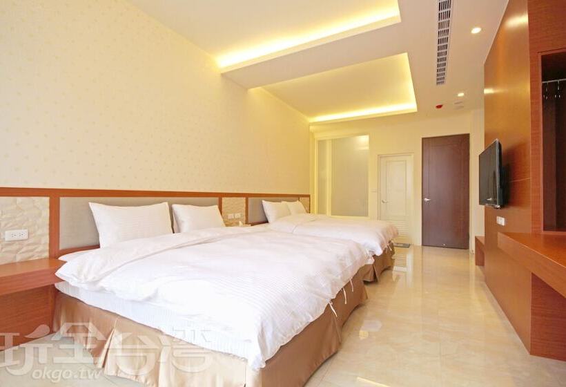 四人豪华间, Sun Moon Lake Friday Inn Backpacking