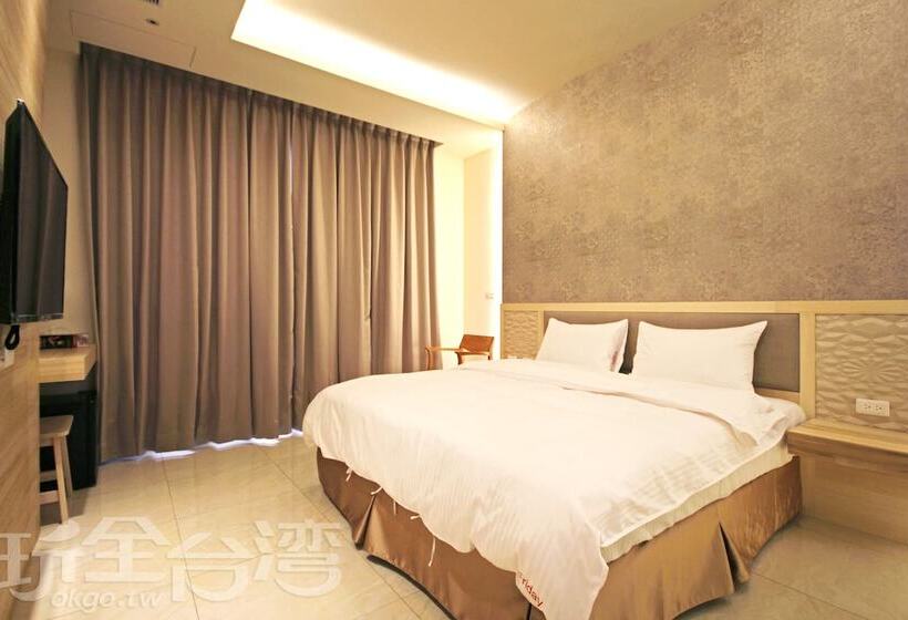 古典房间, Sun Moon Lake Friday Inn Backpacking