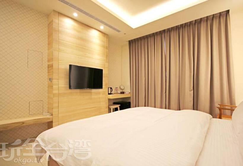 古典房间, Sun Moon Lake Friday Inn Backpacking