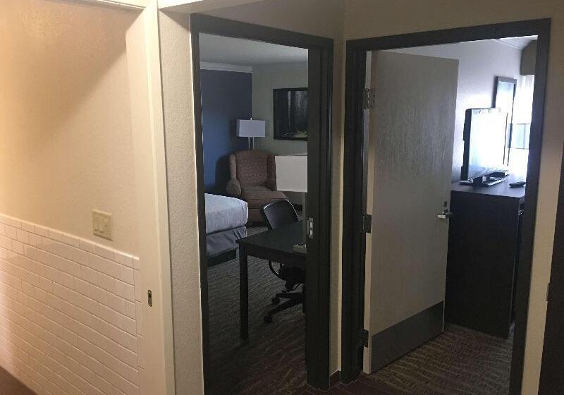 四人豪华间, Sun Moon Lake Friday Inn Backpacking