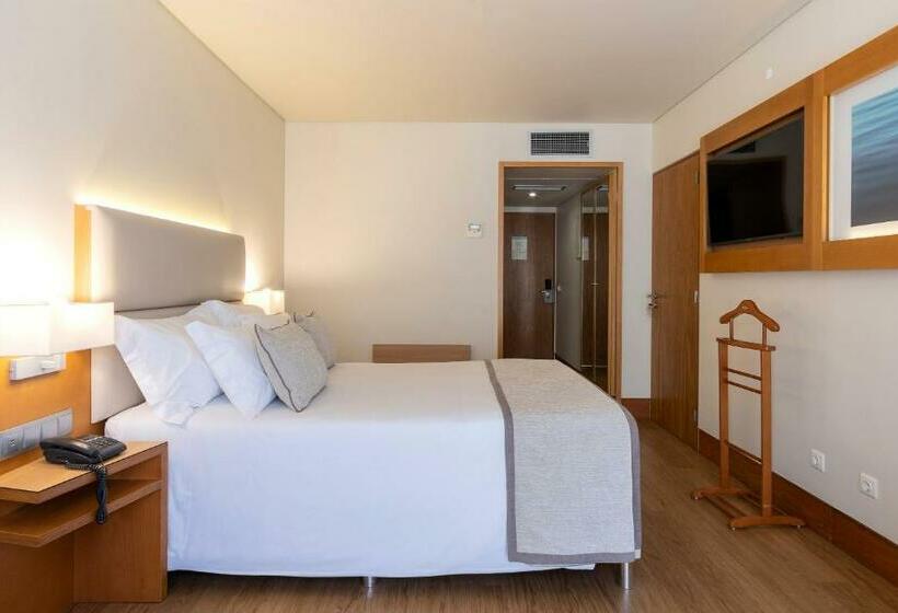 Номер Стандарт, The Azoriani Boutique, Ascend Hotel Collection