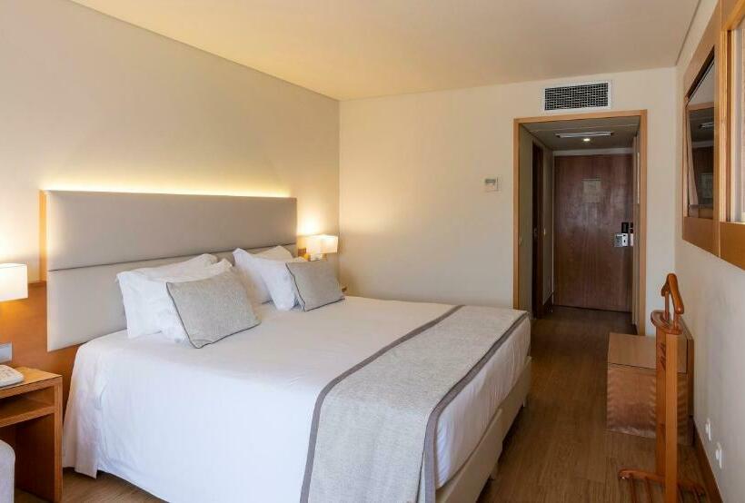 Номер Стандарт, The Azoriani Boutique, Ascend Hotel Collection