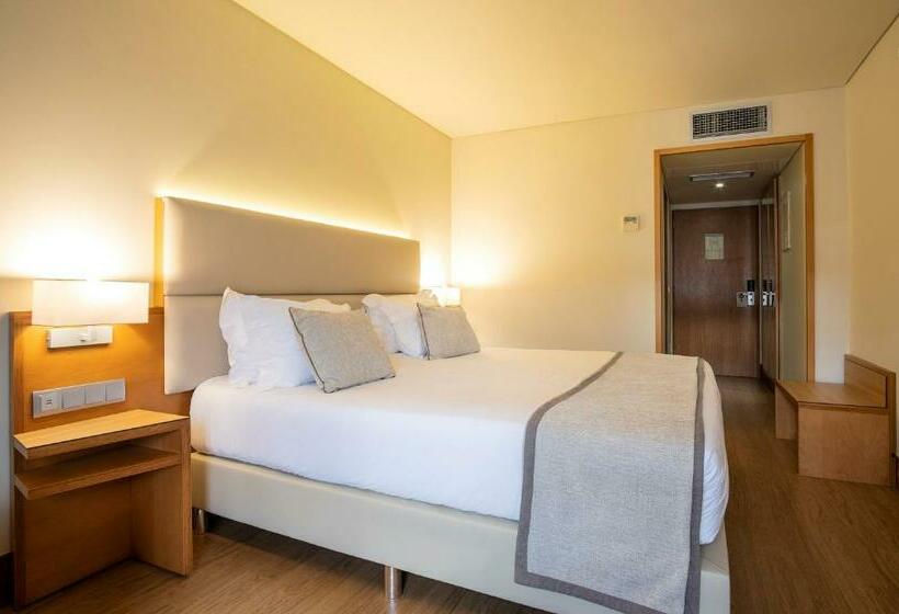 Номер Стандарт, The Azoriani Boutique, Ascend Hotel Collection