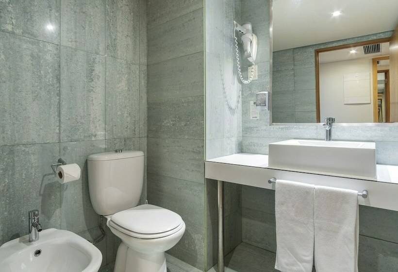 Номер Стандарт, The Azoriani Boutique, Ascend Hotel Collection