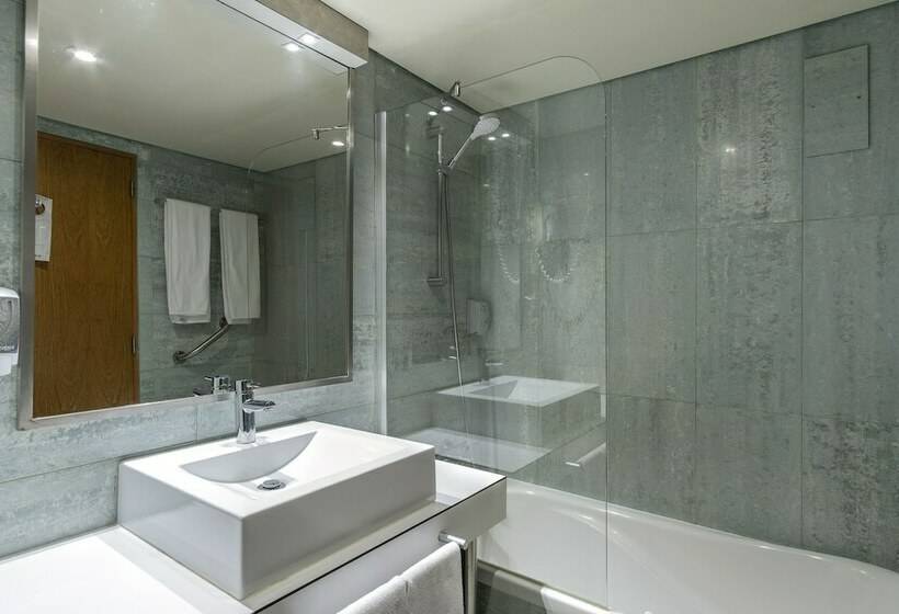 Номер Стандарт, The Azoriani Boutique, Ascend Hotel Collection