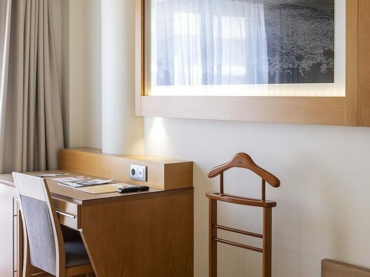 Номер Стандарт, The Azoriani Boutique, Ascend Hotel Collection