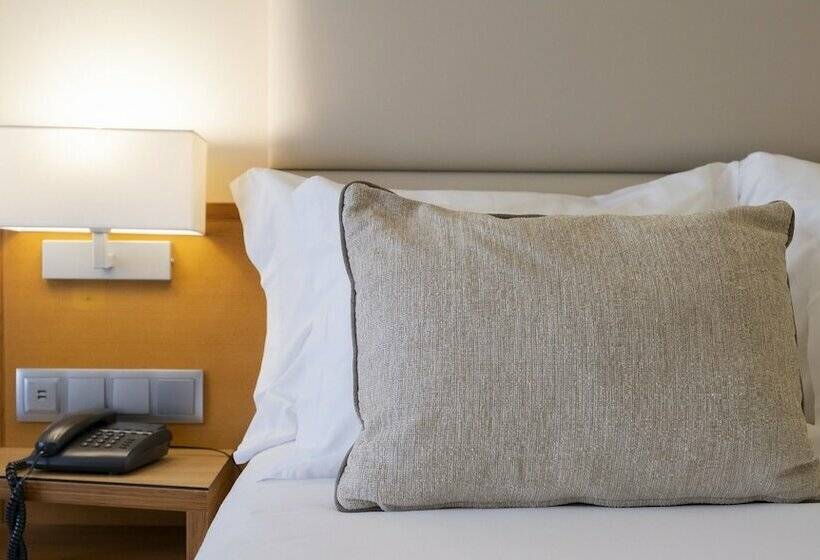 Номер Стандарт, The Azoriani Boutique, Ascend Hotel Collection