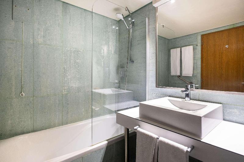 Номер Стандарт, The Azoriani Boutique, Ascend Hotel Collection