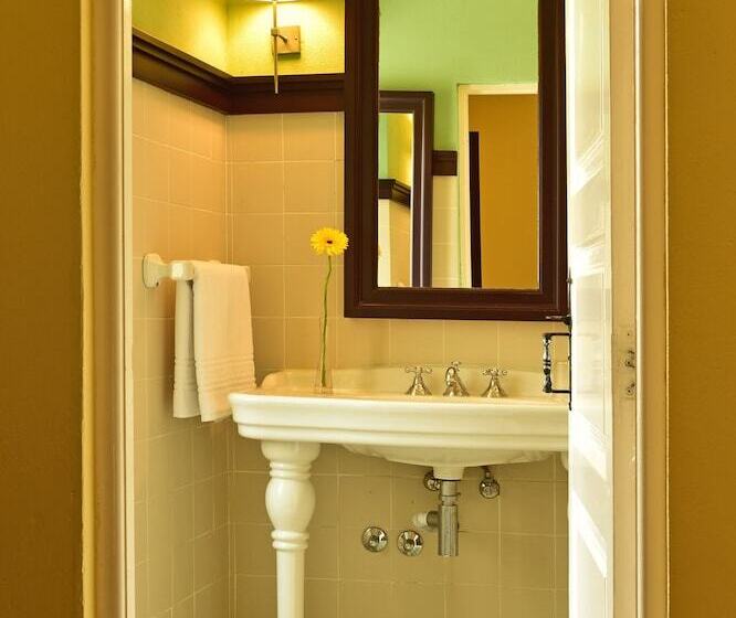 اتاق خانوادگی, Pousada Convento De Evora